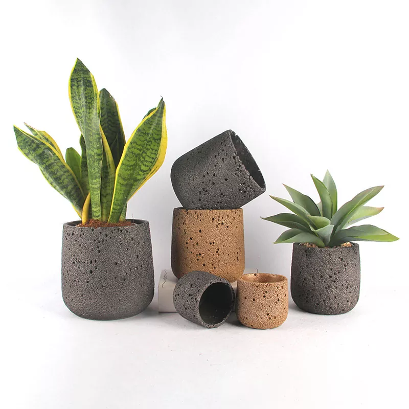 Класични саксии за садење камени садови