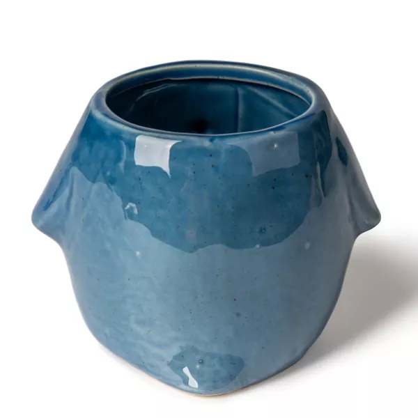 Керамички држачи за свеќи во облик на пингвин